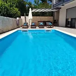 Lily Villa Privlaka (Zadar)