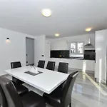 Villa Lily Privlaka (Zadar)