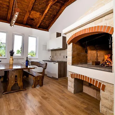 Lily * פריבלאקה