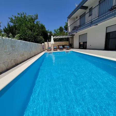 Lily * Privlaka (Zadar)
