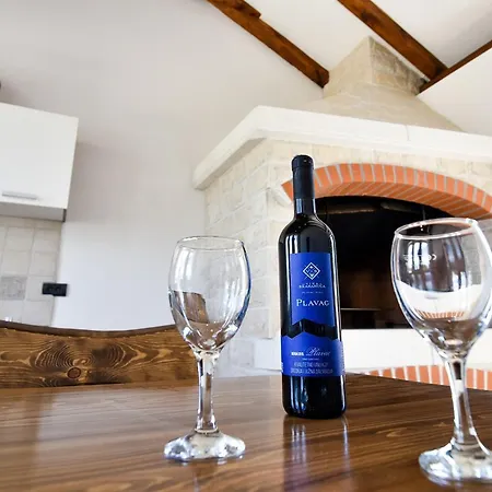 Lily ヴィラ プリヴラカ