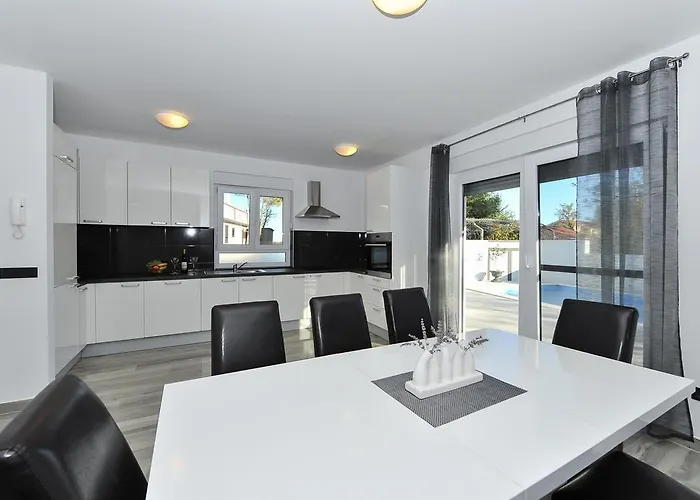 Vila Lily Privlaka (Zadar)